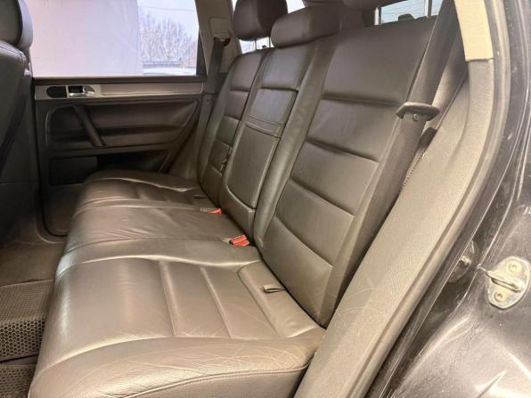 Volkswagen Touareg I Рестайлинг с пробегом 2008 года, цена 959 021 рубль, 392201 км, внедорожник, Автокод Объявления