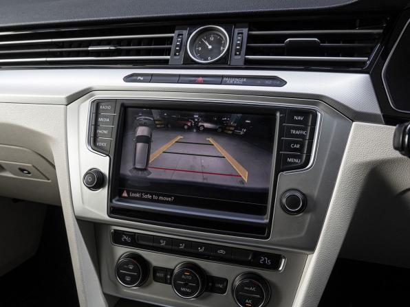 Volkswagen Passat B8 с пробегом 2015 года, цена 1 469 000 рублей, 172785 км, универсал, Автокод Объявления