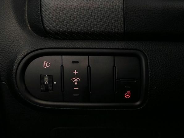 Kia Cerato III Рестайлинг (Classic) с пробегом 2019 года, цена 1 439 000 рублей, 105671 км, седан, Автокод Объявления