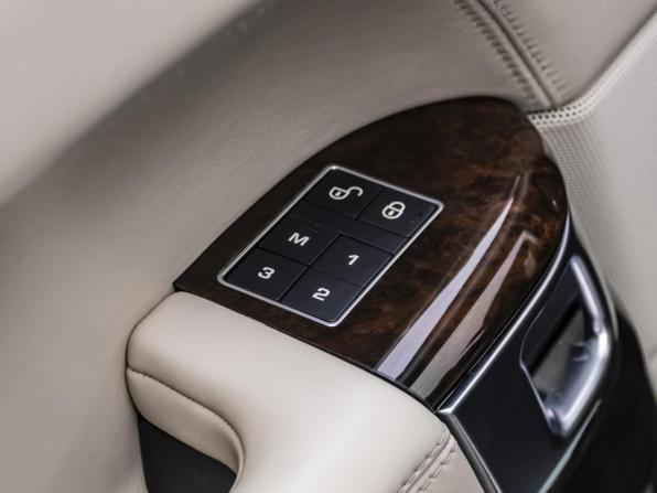 Land Rover Range Rover IV с пробегом 2017 года, цена 5 600 000 рублей, 158560 км, внедорожник, Автокод Объявления