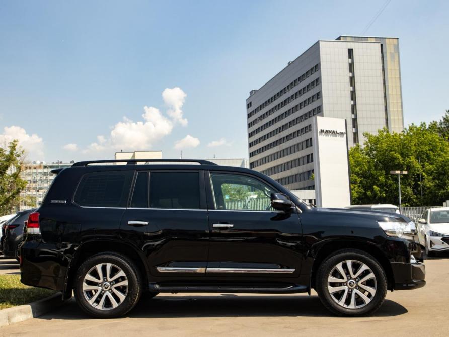 Toyota Land Cruiser 200 Series Рестайлинг 2 Москва  - изображение 3