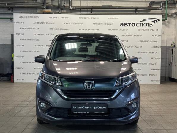 Honda Freed II с пробегом 2018 года, цена 1 599 000 рублей, 63000 км, компактвэн, Автокод Объявления