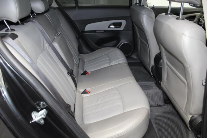 Chevrolet Cruze I Рестайлинг с пробегом 2013 года, цена 799 000 рублей, 211000 км, хэтчбек, Автокод Объявления
