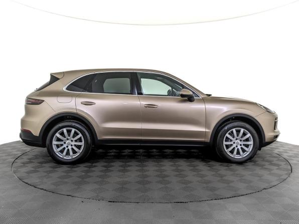 Porsche Cayenne III с пробегом 2019 года, цена 5 600 000 рублей, 123838 км, внедорожник, Автокод Объявления