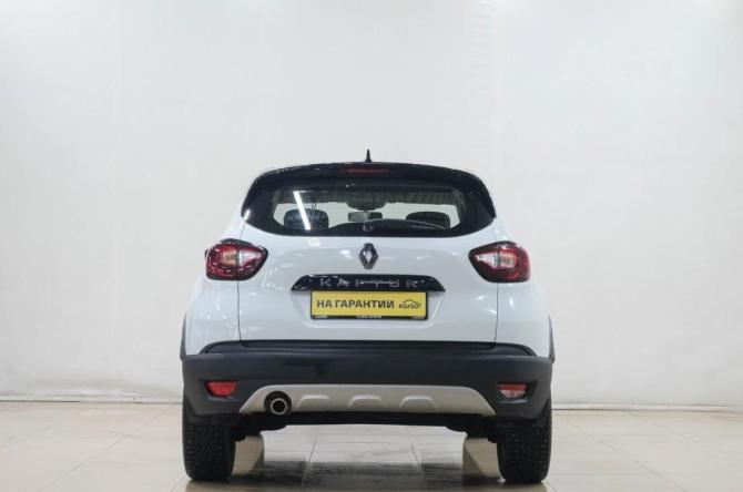 Renault Kaptur I Рестайлинг с пробегом 2021 года, цена 1 667 000 рублей, 63000 км, внедорожник, Автокод Объявления