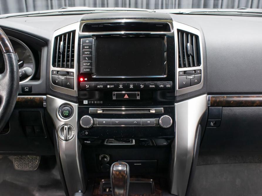 Toyota Land Cruiser 200 Series Рестайлинг 1 Москва  - изображение 16