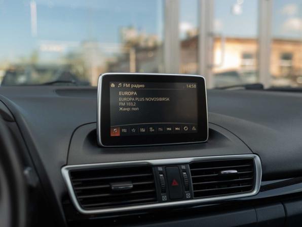 Mazda 3 III (BM) с пробегом 2014 года, цена 1 290 000 рублей, 156264 км, седан, Автокод Объявления