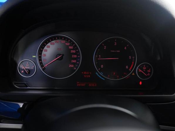 BMW 5 серии VI (F10/F11/F07) Рестайлинг с пробегом 2013 года, цена 1 799 999 рублей, 241507 км, седан, Автокод Объявления