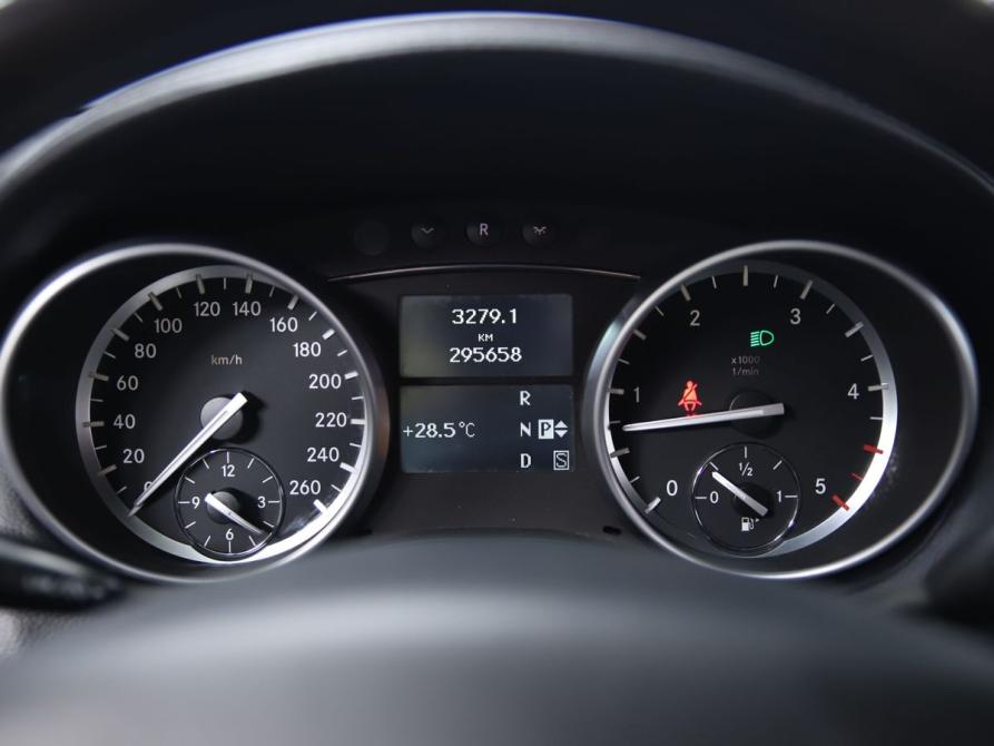 Mercedes-Benz GL-Класс I (X164) Рестайлинг Уфа  - изображение 17