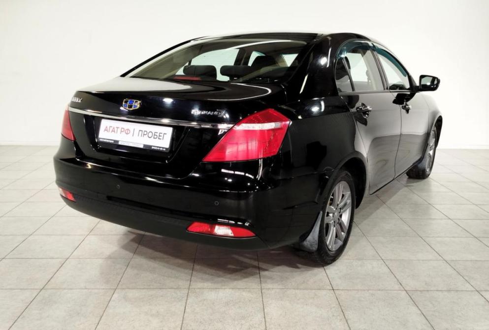 Geely Emgrand 7 I Рестайлинг Саратов  - изображение 5