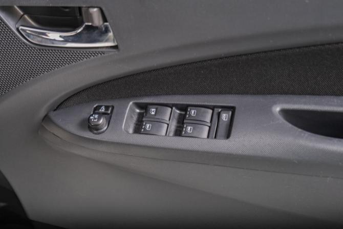 Daihatsu Move V с пробегом 2011 года, цена 589 000 рублей, 160000 км, микровэн, Автокод Объявления