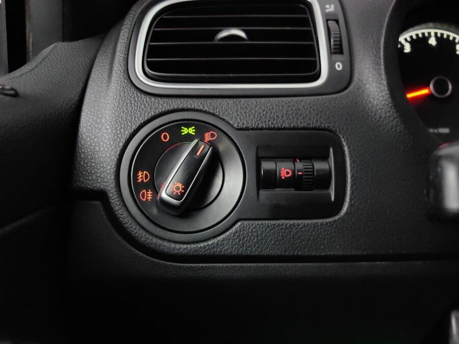 Volkswagen Polo V Подольск  - изображение 21