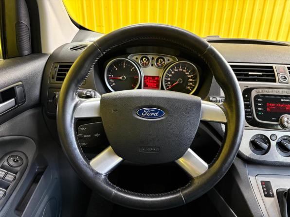 Ford Kuga II с пробегом 2012 года, цена 1 090 000 рублей, 189000 км, внедорожник, Автокод Объявления