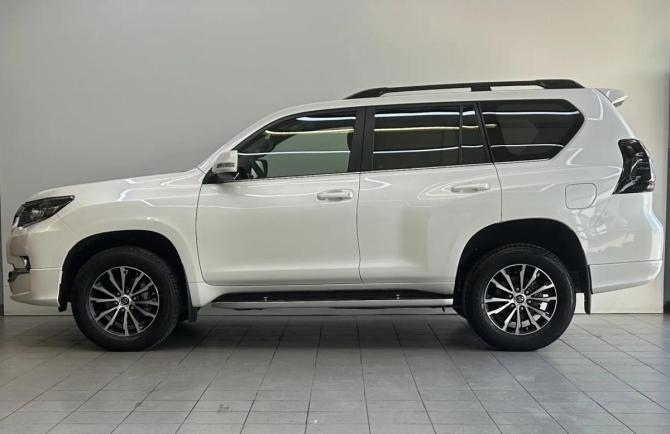 Toyota Land Cruiser Prado 150 Series Рестайлинг 2 с пробегом 2019 года, цена 5 700 000 рублей, 32341 км, внедорожник, Автокод Объявления