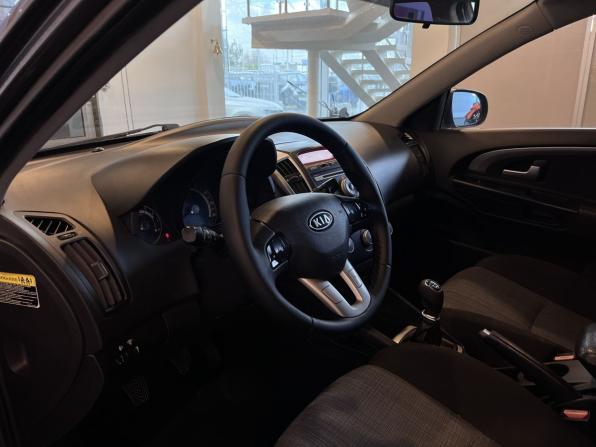 Kia Ceed I Рестайлинг с пробегом 2011 года, цена 565 000 рублей, 304236 км, универсал, Автокод Объявления