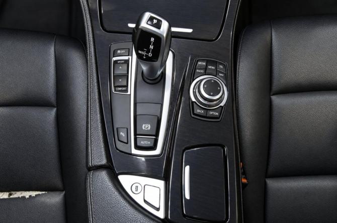 BMW 5 серии VI (F10/F11/F07) Рестайлинг с пробегом 2013 года, цена 1 949 000 рублей, 244000 км, седан, Автокод Объявления