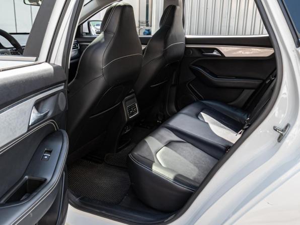 JAC J7 I с пробегом 2023 года, цена 1 145 000 рублей, 144961 км, лифтбек, Автокод Объявления