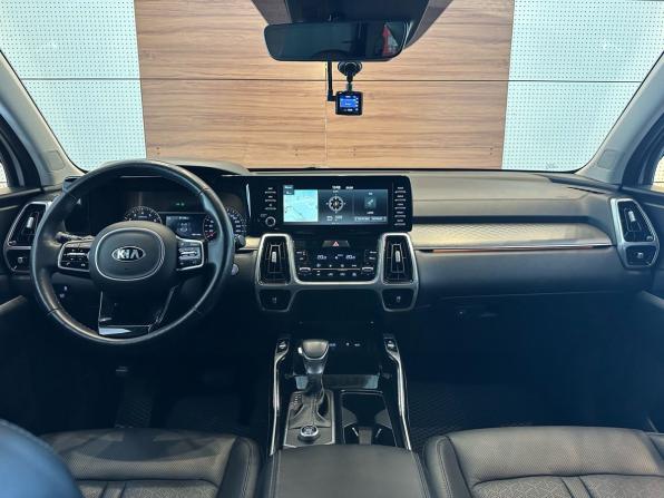 Kia Sorento IV с пробегом 2021 года, цена 3 849 000 рублей, 66100 км, внедорожник, Автокод Объявления