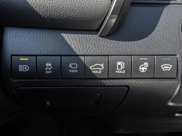 Toyota Camry VIII (XV70) с пробегом 2019 года, цена 3 370 000 рублей, 92045 км, седан, Автокод Объявления