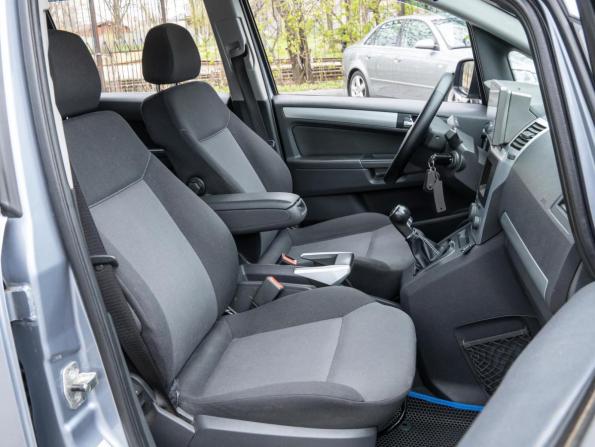 Opel Zafira B Рестайлинг с пробегом 2010 года, цена 775 000 рублей, 213435 км, компактвэн, Автокод Объявления
