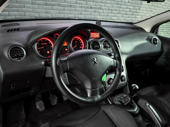 Peugeot 308 I с пробегом 2010 года, цена 450 000 рублей, 119546 км, хэтчбек, Автокод Объявления