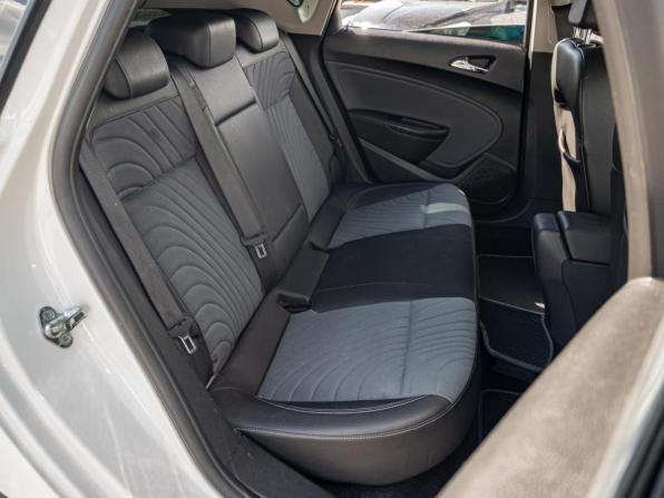 Opel Astra J Рестайлинг с пробегом 2013 года, цена 969 000 рублей, 134650 км, хэтчбек, Автокод Объявления