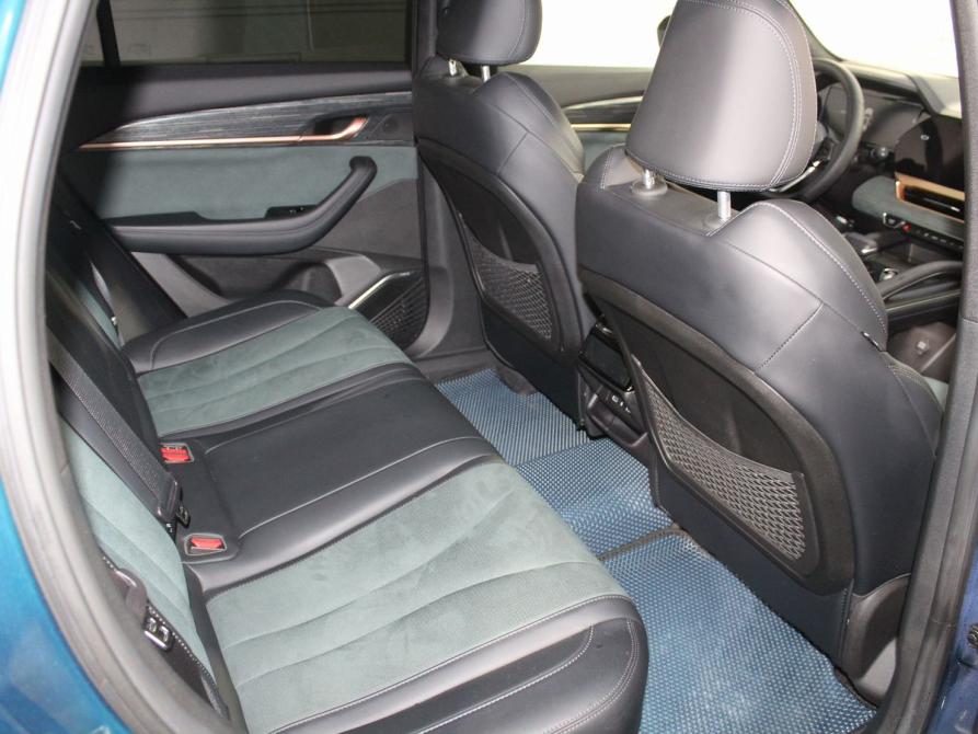 Geely Monjaro I Москва  - изображение 27