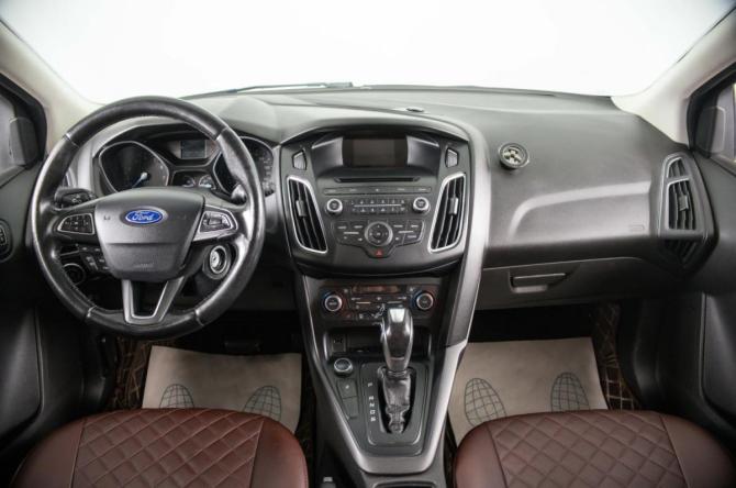 Ford Focus III Рестайлинг с пробегом 2015 года, цена 999 000 рублей, 174280 км, хэтчбек, Автокод Объявления