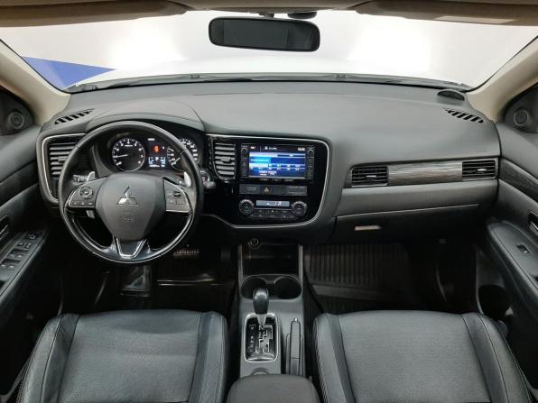 Mitsubishi Outlander III Рестайлинг 2 с пробегом 2016 года, цена 2 199 000 рублей, 79550 км, внедорожник, Автокод Объявления