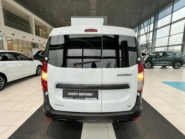 Renault Dokker I с пробегом 2018 года, цена 995 000 рублей, 254855 км, компактвэн, Автокод Объявления