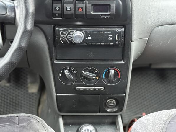Kia Spectra I Рестайлинг 2 с пробегом 2007 года, цена 265 000 рублей, 265000 км, седан, Автокод Объявления