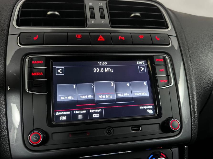 Volkswagen Polo V Рестайлинг Москва  - изображение 17