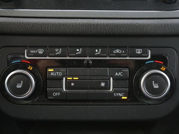 Volkswagen Tiguan I Рестайлинг с пробегом 2013 года, цена 1 499 000 рублей, 160000 км, внедорожник, Автокод Объявления
