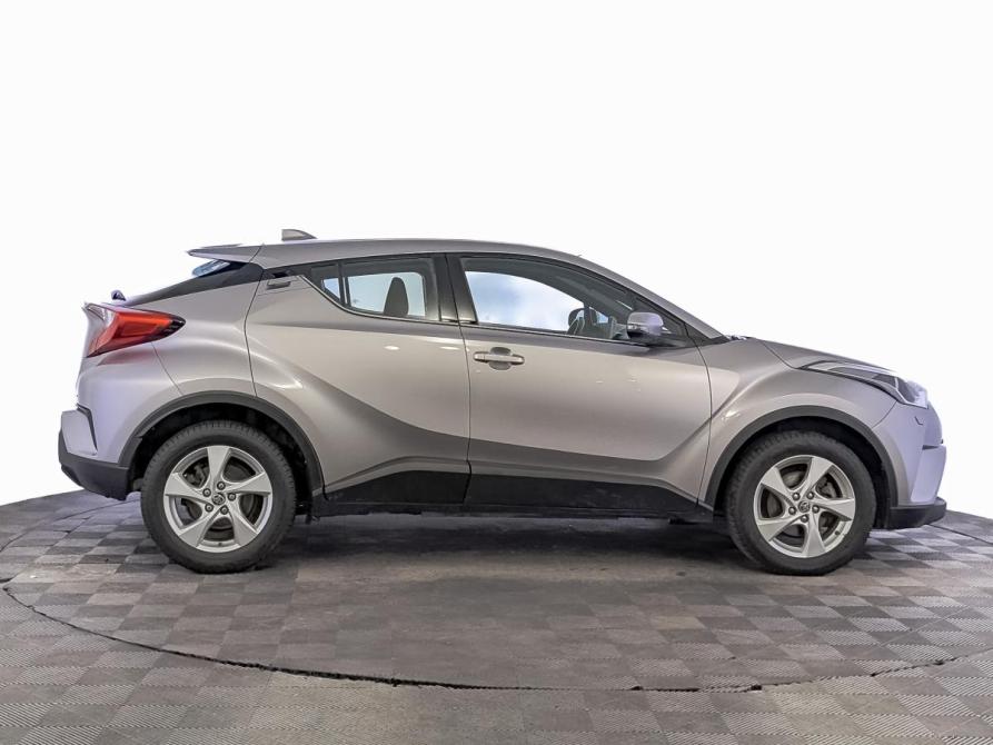 Toyota C-HR I Москва  - изображение 4