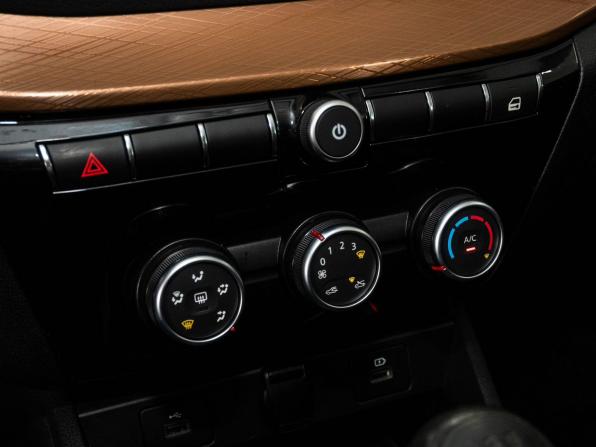 Lada (ВАЗ) Vesta I Рестайлинг (NG) с пробегом 2023 года, цена 1 266 000 рублей, 94622 км, седан, Автокод Объявления