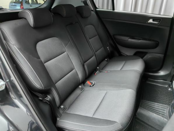 Kia Sportage IV Рестайлинг с пробегом 2019 года, цена 2 499 000 рублей, 71000 км, внедорожник, Автокод Объявления
