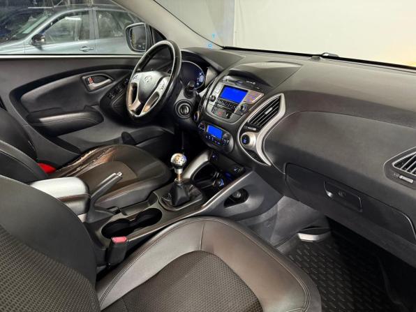Hyundai ix35 I с пробегом 2013 года, цена 849 000 рублей, 124460 км, внедорожник, Автокод Объявления
