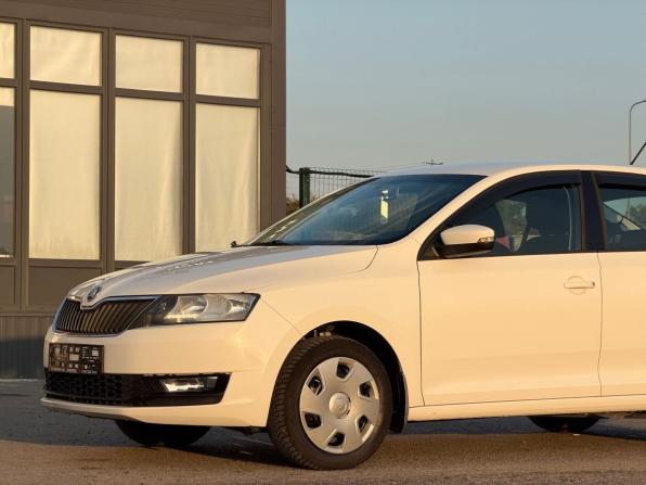 Skoda Rapid I Рестайлинг с пробегом 2017 года, цена 1 110 000 рублей, 109000 км, лифтбек, Автокод Объявления