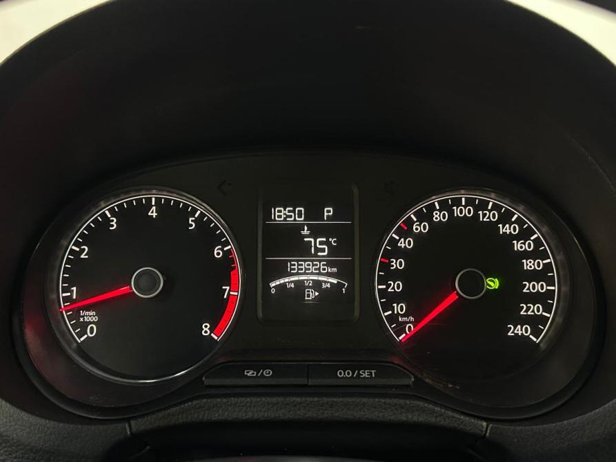 Volkswagen Polo V Рестайлинг Санкт-Петербург  - изображение 14