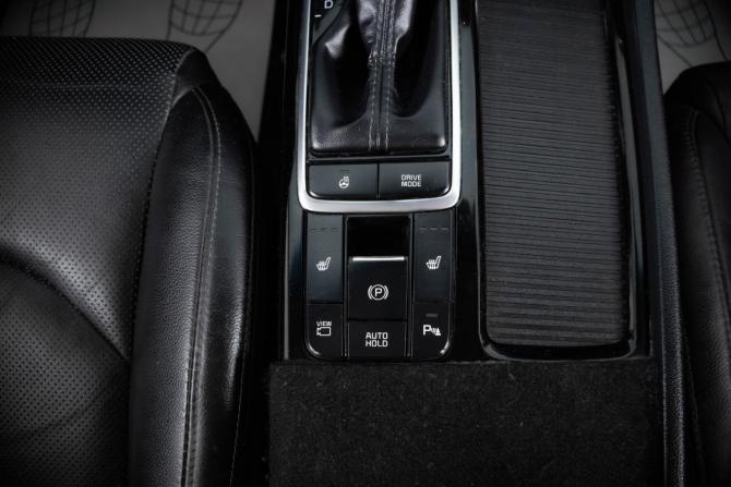 Kia Optima IV Рестайлинг с пробегом 2018 года, цена 2 149 000 рублей, 164600 км, седан, Автокод Объявления