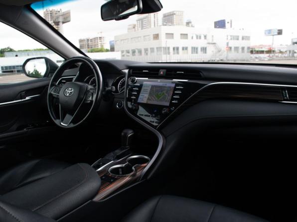 Toyota Camry VIII (XV70) с пробегом 2018 года, цена 2 498 000 рублей, 148731 км, седан, Автокод Объявления