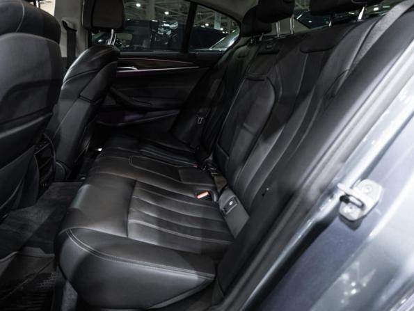 BMW 5 серии VII (G30/G31/G38) с пробегом 2018 года, цена 3 279 585 рублей, 116787 км, седан, Автокод Объявления