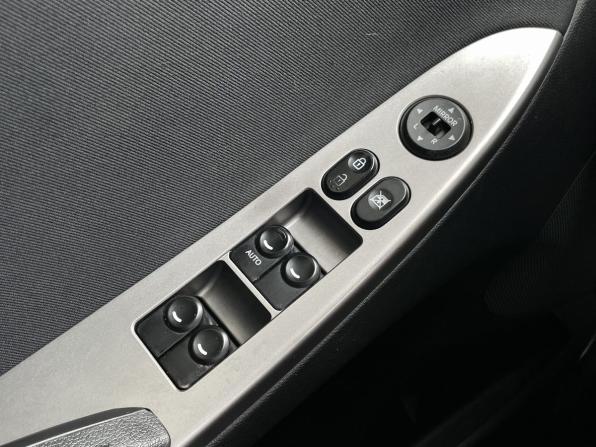 Hyundai Solaris I с пробегом 2014 года, цена 818 000 рублей, 106189 км, седан, Автокод Объявления