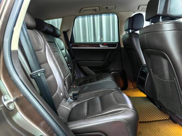 Volkswagen Touareg II с пробегом 2012 года, цена 1 530 000 рублей, 304830 км, внедорожник, Автокод Объявления
