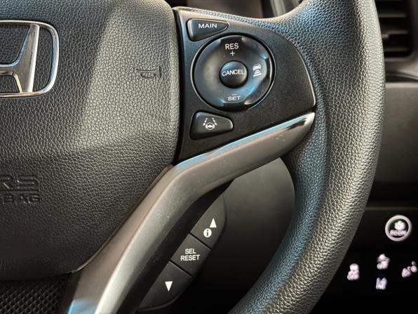 Honda Fit III Рестайлинг с пробегом 2019 года, цена 1 089 000 рублей, 137750 км, хэтчбек, Автокод Объявления