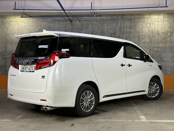 Toyota Alphard III Рестайлинг с пробегом 2021 года, цена 5 199 000 рублей, 55316 км, минивэн, Автокод Объявления