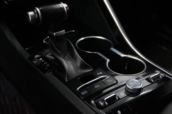 Kia K5 III с пробегом 2021 года, цена 2 825 250 рублей, 78431 км, седан, Автокод Объявления