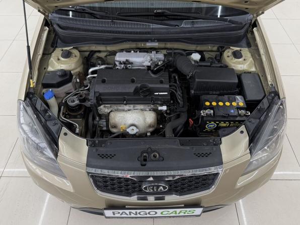 Kia Rio II Рестайлинг с пробегом 2010 года, цена 390 000 рублей, 301844 км, хэтчбек, Автокод Объявления