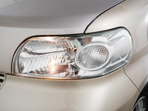 Toyota Porte I с пробегом 2011 года, цена 625 000 рублей, 133302 км, микровэн, Автокод Объявления