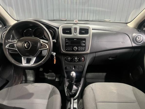 Renault Logan II Рестайлинг с пробегом 2019 года, цена 789 900 рублей, 125116 км, седан, Автокод Объявления
